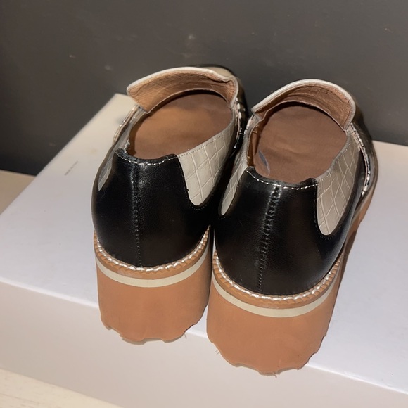 Shoes - Picture 3 of 5